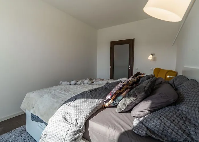 Cozy Terraced House With Infra Sauna And Parking