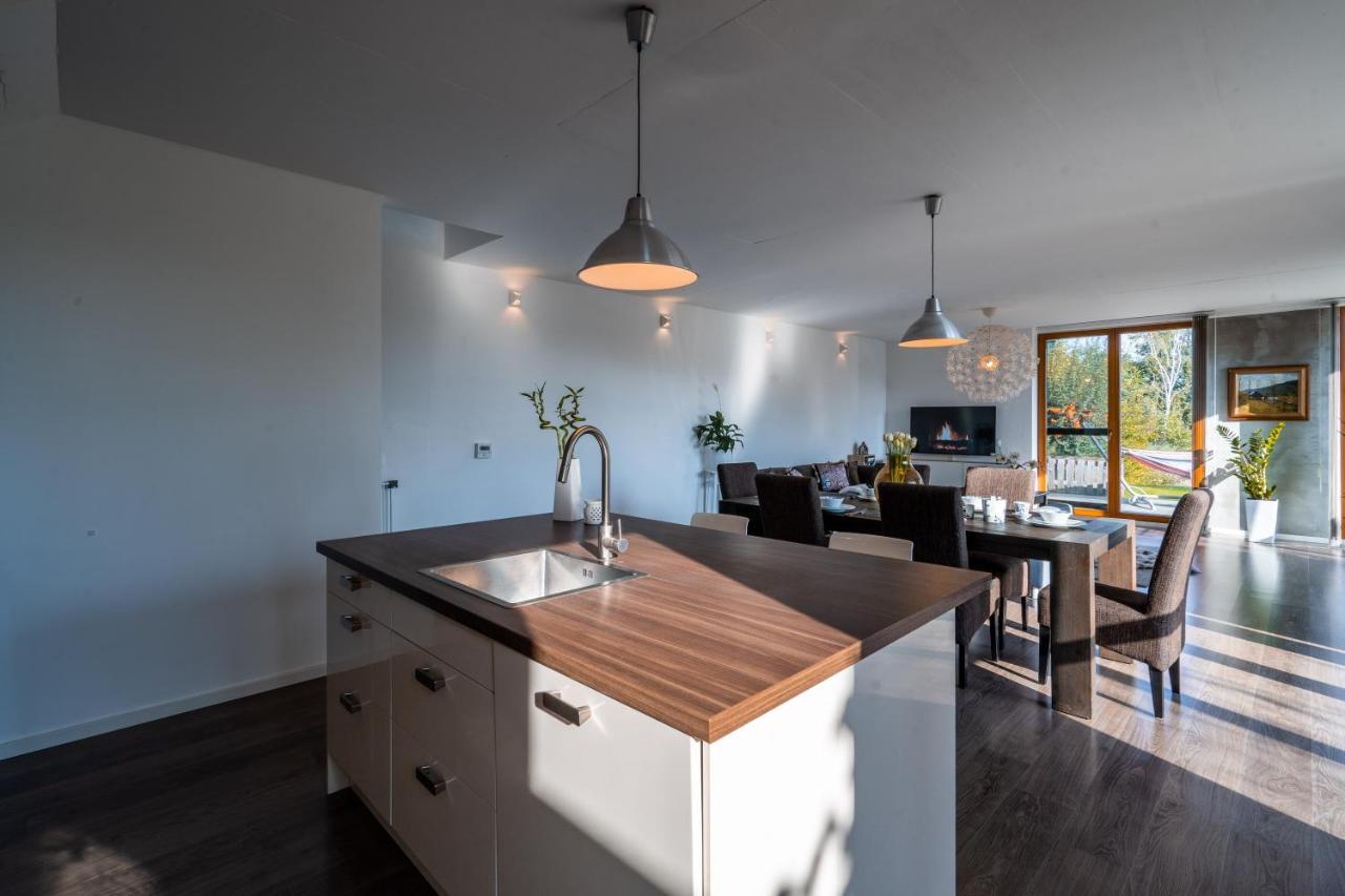 Cozy Terraced House With Infra Sauna And Parking * Jesenice (Prague-West)