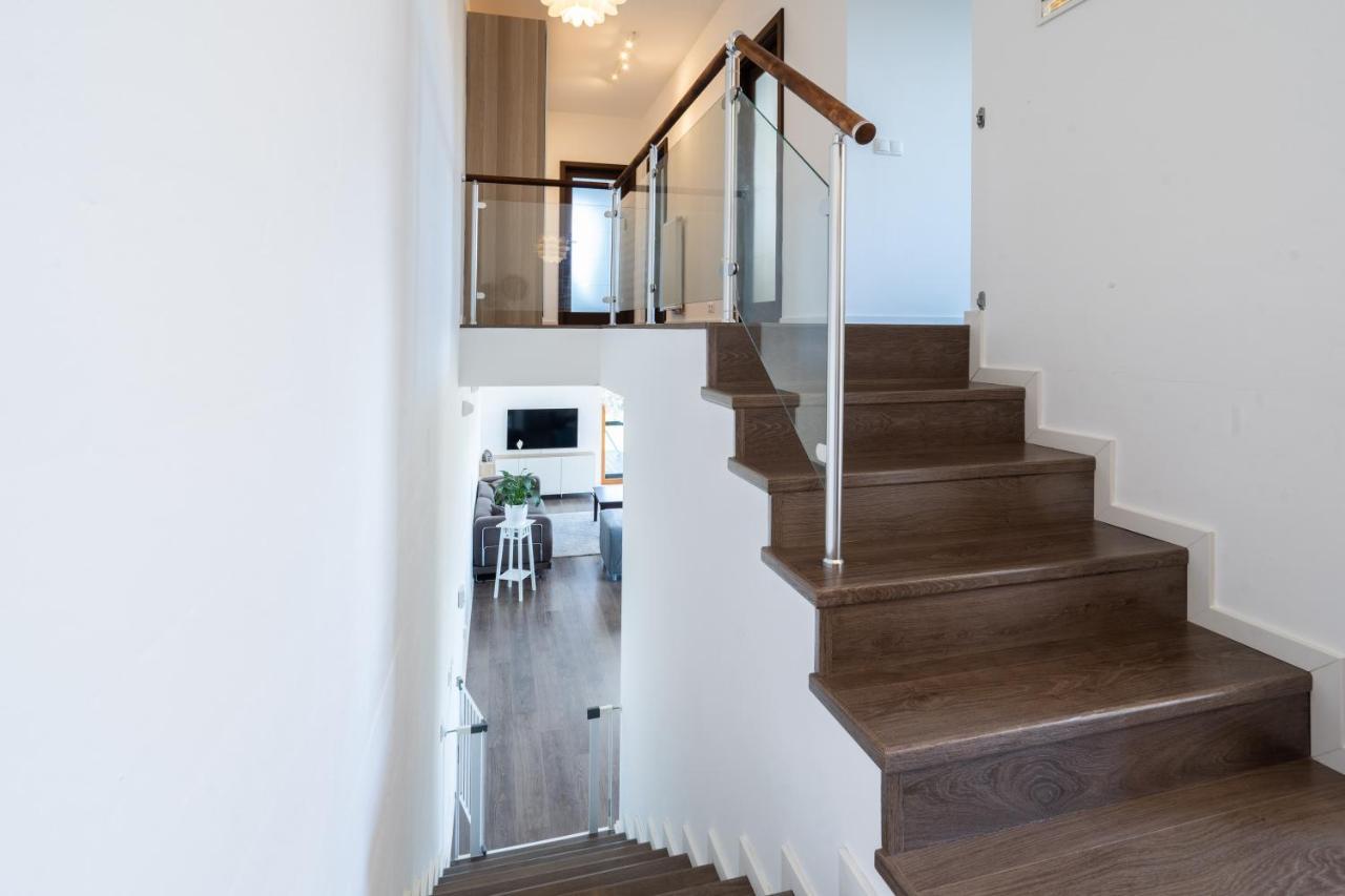 Cozy Terraced House With Infra Sauna And Parking *