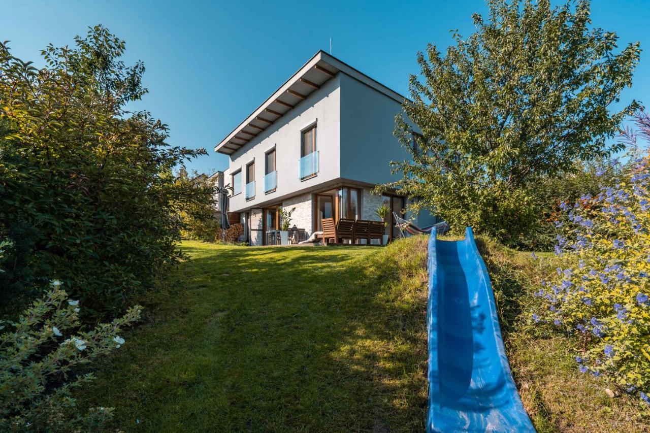 Cozy Terraced House With Infra Sauna And Parking Villa Jesenice (Prague-West)