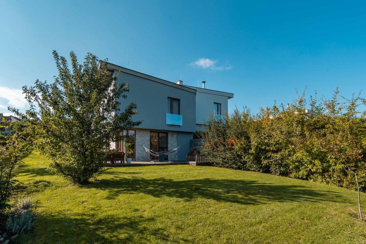 Cozy Terraced House With Infra Sauna And Parking Villa Jesenice (Prague-West)